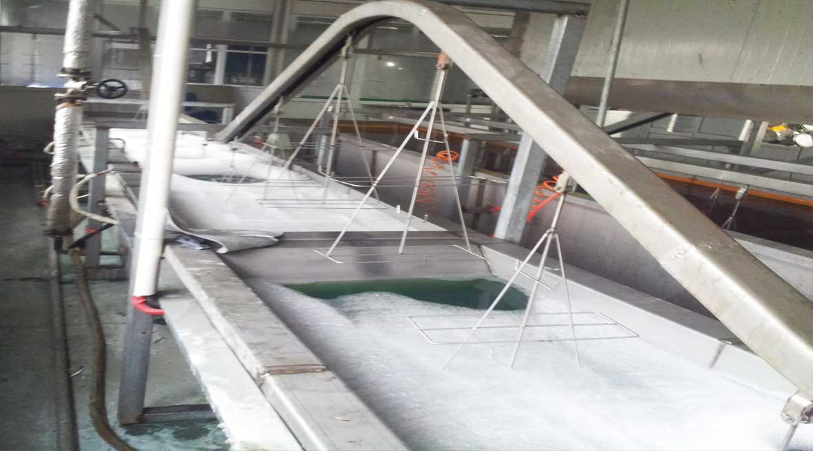Hanging Chain Fully Automatic Ultrasonic Cleaning Equipment